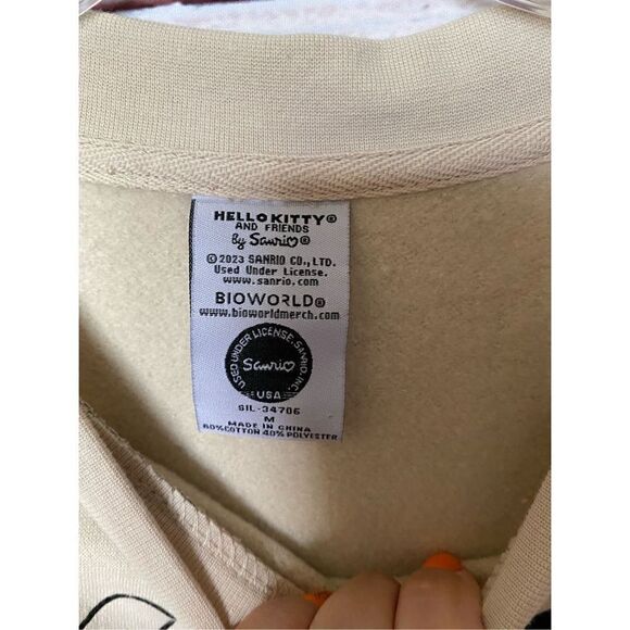 Sanrio Sweetshirt Sanrio Hello Kitty And Friends Tan color sweater size M - Picture 7 of 7